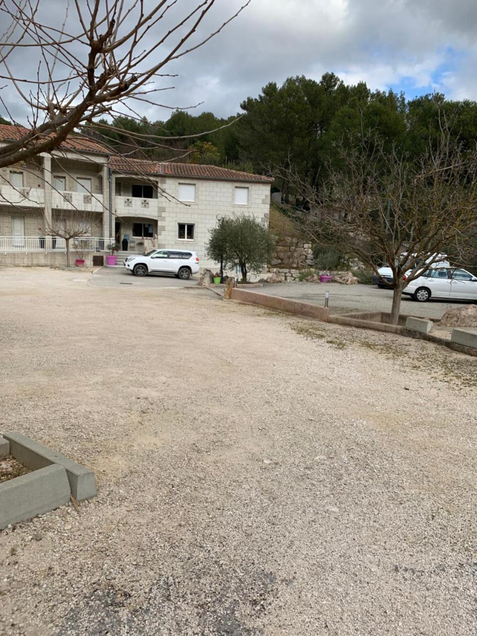 Appart'Hotel Les Rochers Auriol Exterior photo